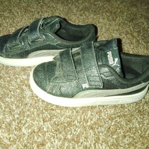 Puma Kids Glittery Black Sneakers